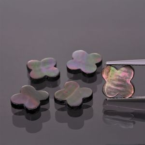 Quadrifoglio in conchiglia nera 12x12 MM