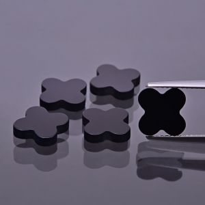Quadrifoglio in onice 12x12 MM