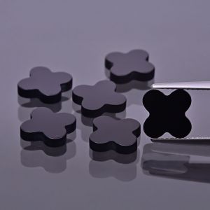 Quadrifoglio in onice 10x10 MM