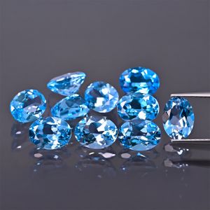 Pietra ovale, cono - topazio Swiss Blue 7x5 MM
