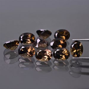 Pietra ovale, cono - Quarzo Fumé 6x4 MM