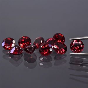 Pietra rotonda, taglio conico - Granato 2 MM