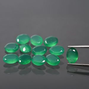 Pietra ovale, taglio conico - Agata verde 7x5 MM