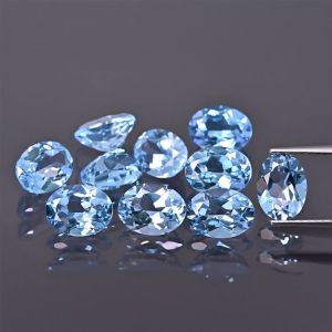 Pietra ovale, taglio conico - Topazio Sky 6x4 MM