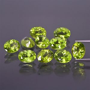 Pietra ovale, taglio conico - Peridoto 8x6 MM